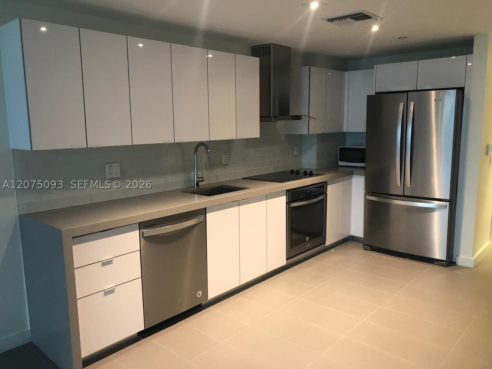 Real estate property located at 1600 1st Ave #1102, Miami-dade, Canvas Condo, Miami, FL