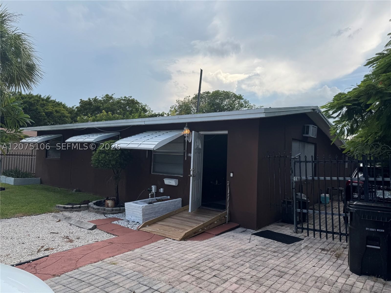 Real estate property located at 1705 15th Ave, Broward, Lauderdale Manors Amd Pla, Fort Lauderdale, FL