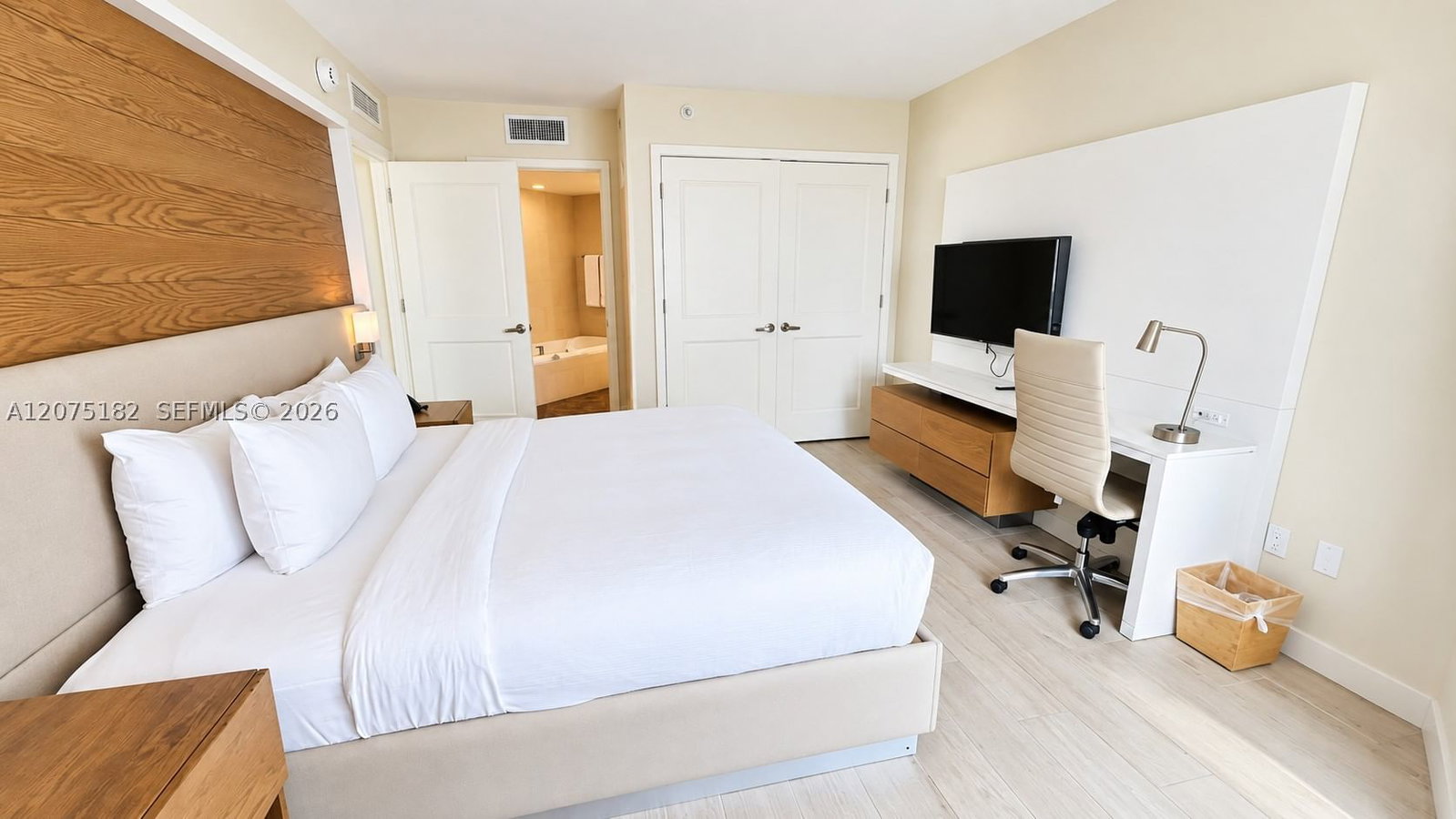 Real estate property located at 505 Fort Lauderdale Beach Blvd #1801, Broward, Q Club Resort & Residence, Fort Lauderdale, FL