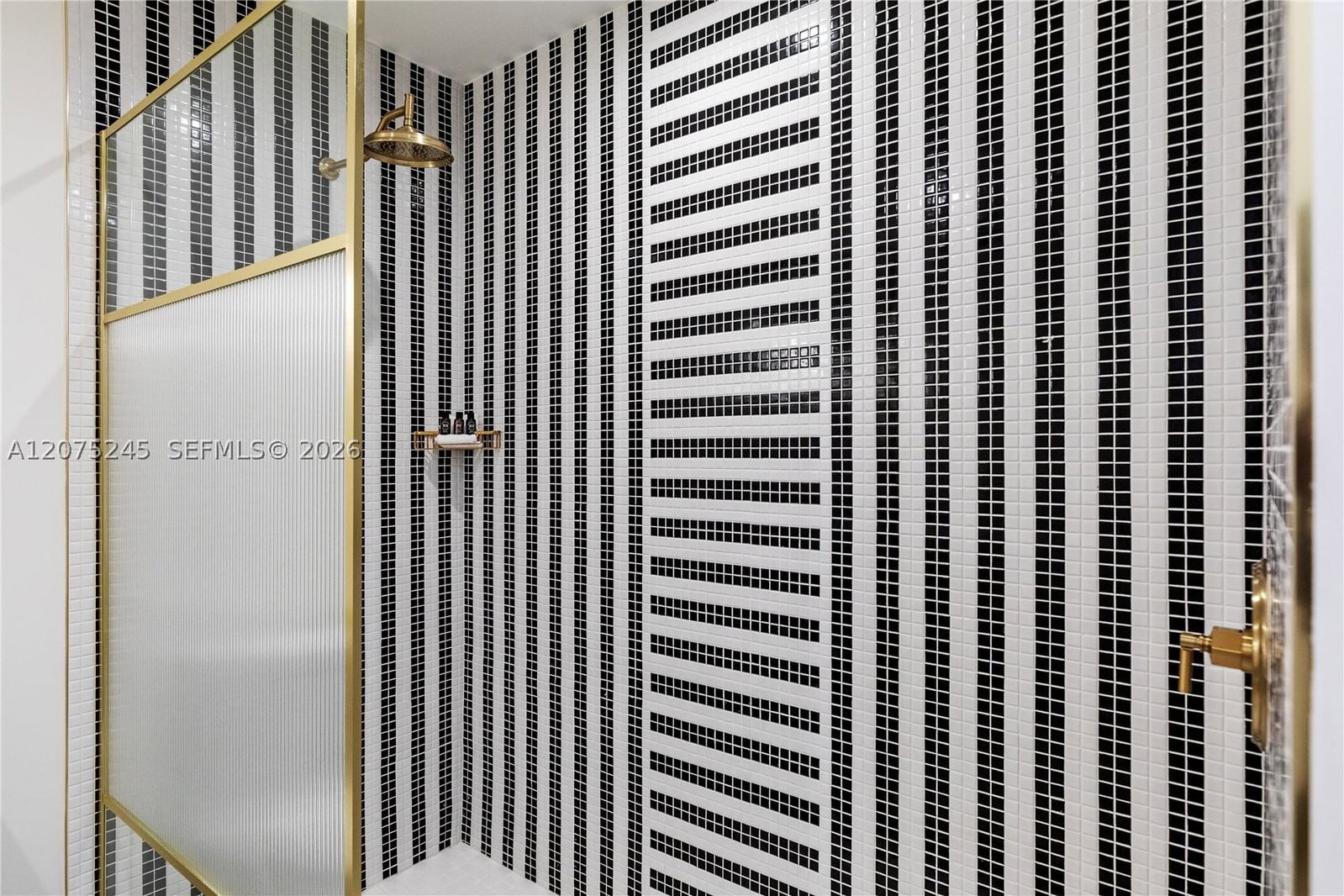 Real estate property located at 2700 2nd Ave #302, Miami-dade, Marion Pl, Miami, FL