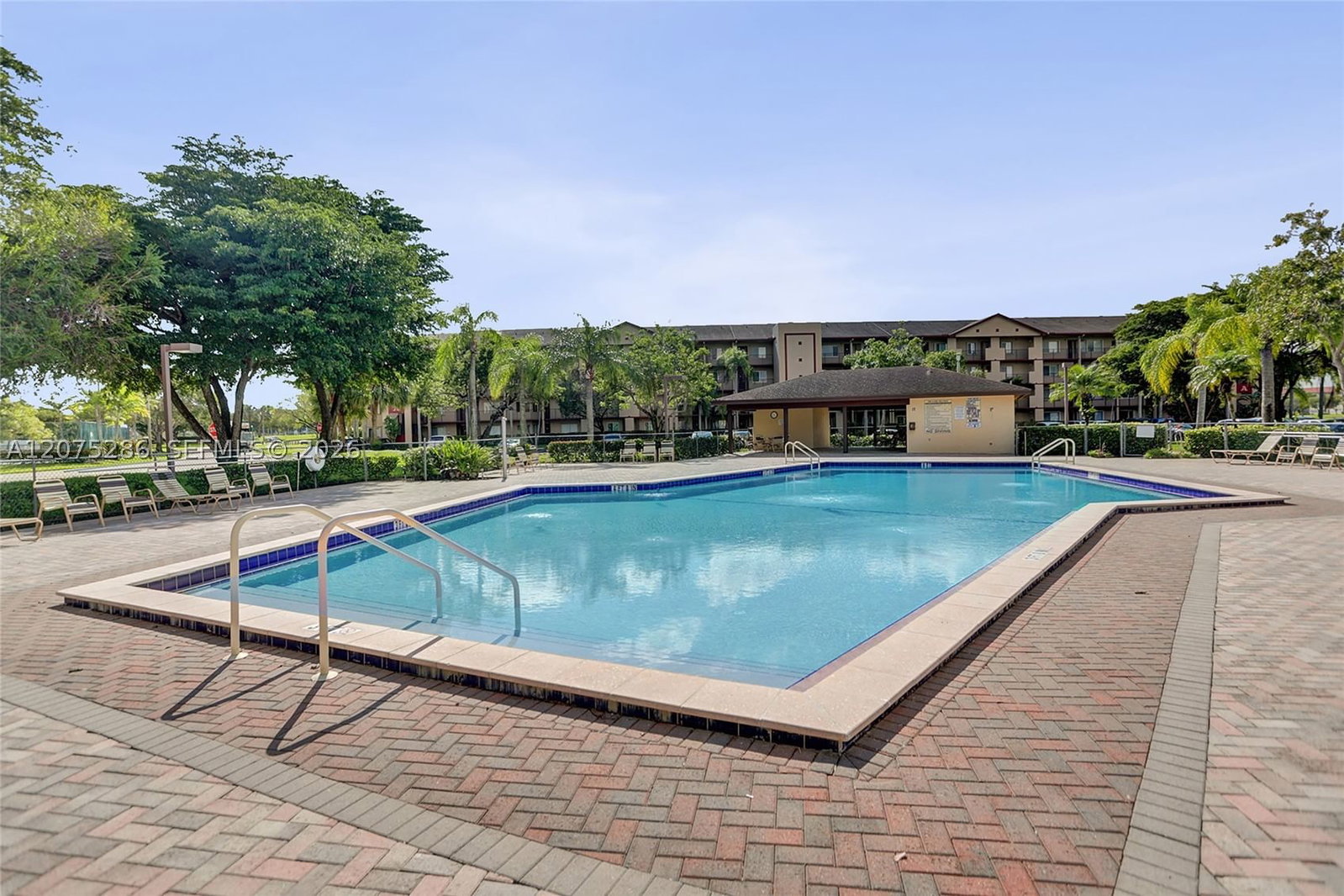 Real estate property located at 800 137th Ave #101G, Broward, Plymouth At Century Villa, Pembroke Pines, FL