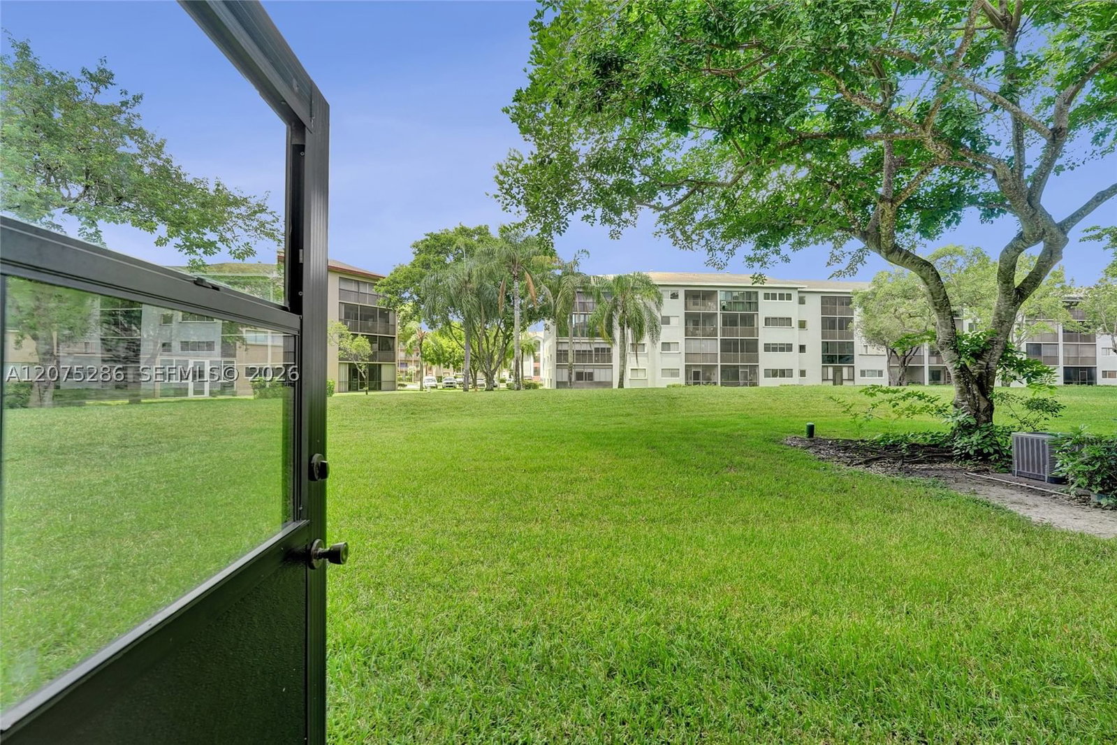 Real estate property located at 800 137th Ave #101G, Broward, Plymouth At Century Villa, Pembroke Pines, FL