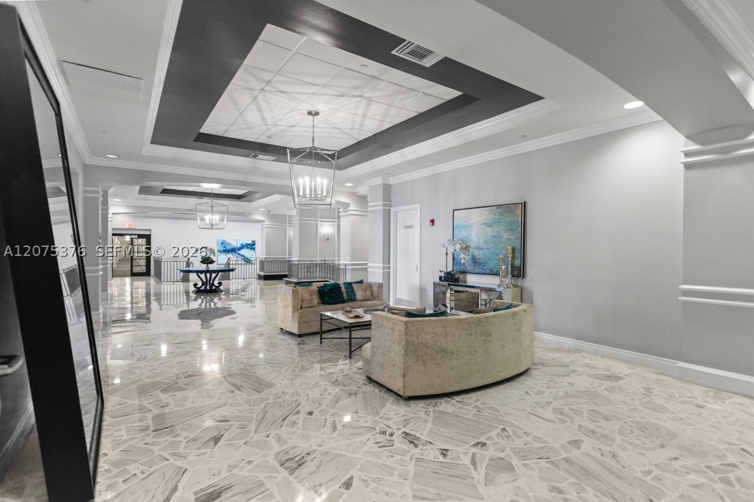 Real estate property located at 2501 Ocean Dr #439, Broward, Wave Condo, Hollywood, FL