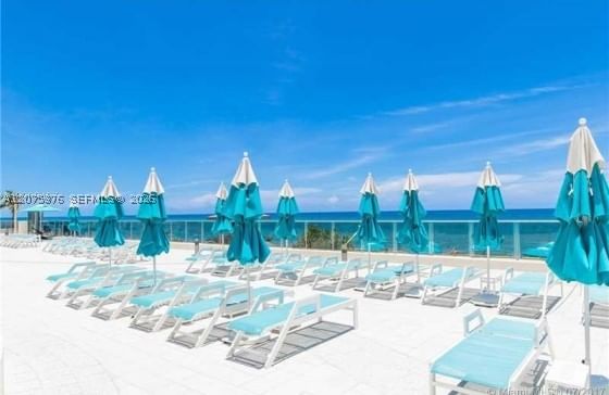 Real estate property located at 2501 Ocean Dr #439, Broward, Wave Condo, Hollywood, FL