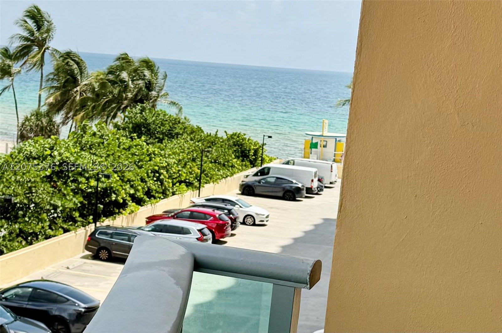 Real estate property located at 2501 Ocean Dr #439, Broward, Wave Condo, Hollywood, FL
