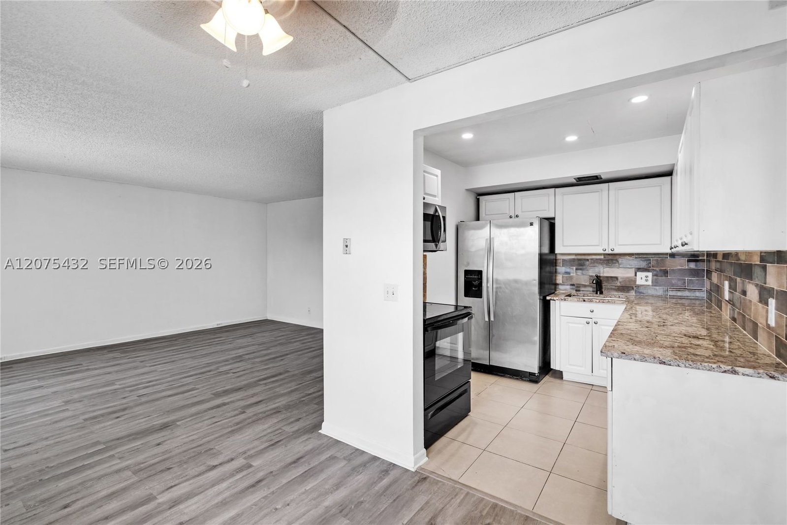 Real estate property located at 300 134th Way #413E, Broward, New Hampton At Century Vi, Pembroke Pines, FL