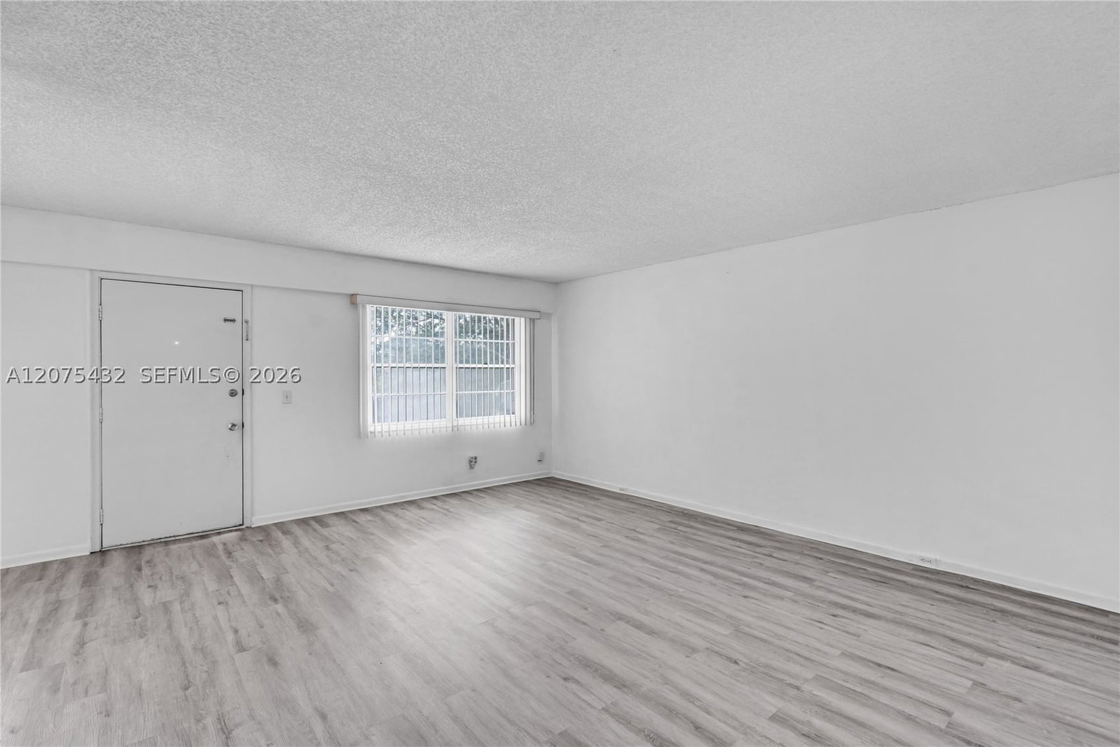 Real estate property located at 300 134th Way #413E, Broward, New Hampton At Century Vi, Pembroke Pines, FL