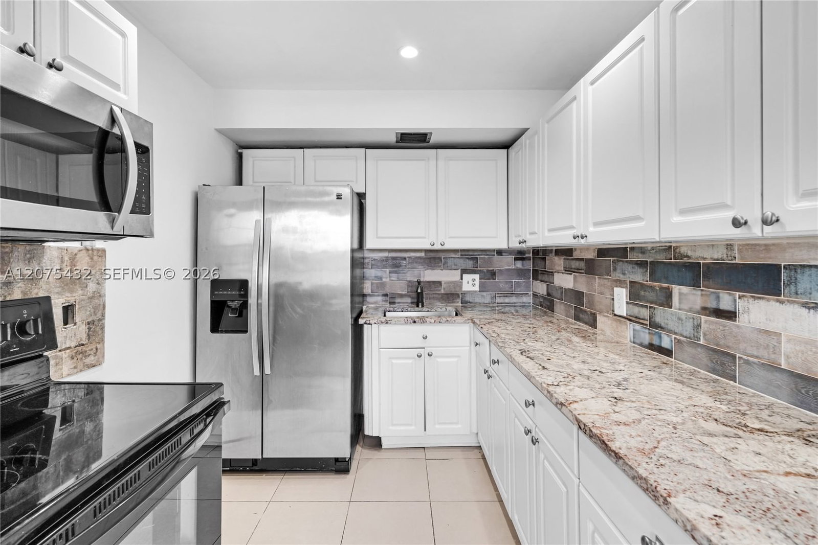 Real estate property located at 300 134th Way #413E, Broward, New Hampton At Century Vi, Pembroke Pines, FL
