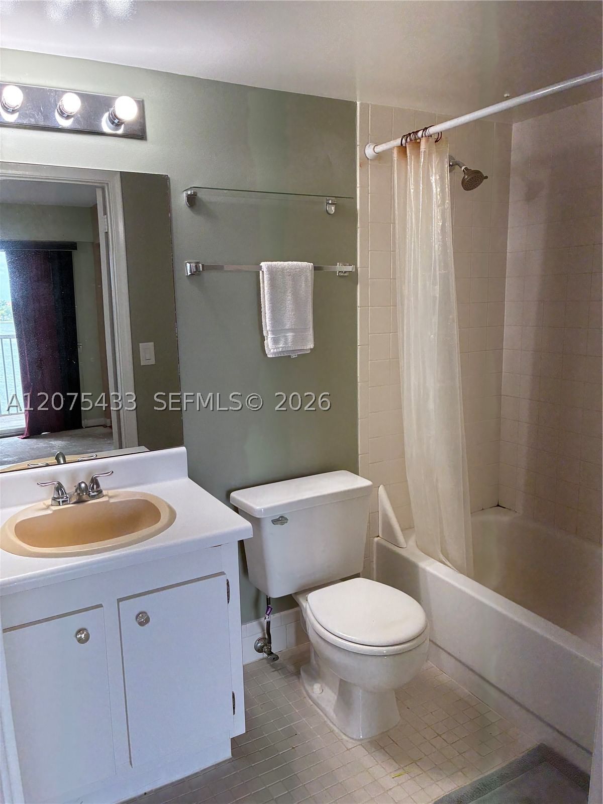 Real estate property located at , Broward, Ivanhoe West At Century V, Pembroke Pines, FL