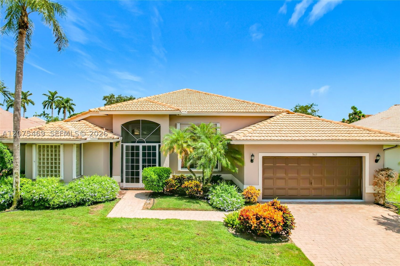 Real estate property located at 7463 Falls Rd W, Palm Beach, Lakeridge Falls, Boynton Beach, FL