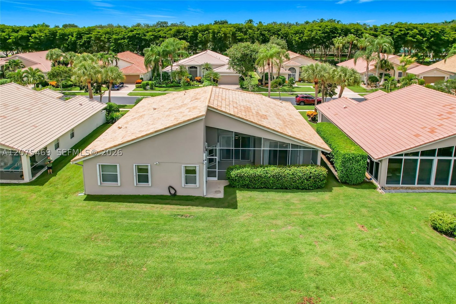 Real estate property located at 7463 Falls Rd W, Palm Beach, Lakeridge Falls, Boynton Beach, FL