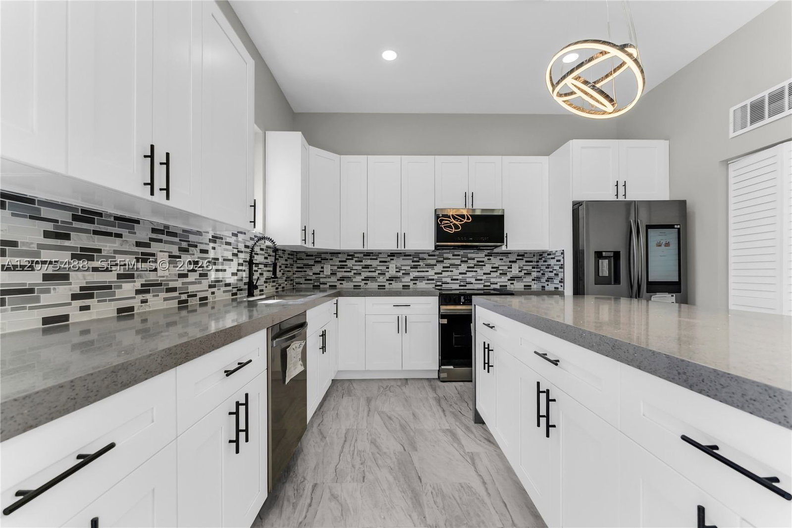 Real estate property located at 512 23rd Ave, Broward, River Gardens, Fort Lauderdale, FL