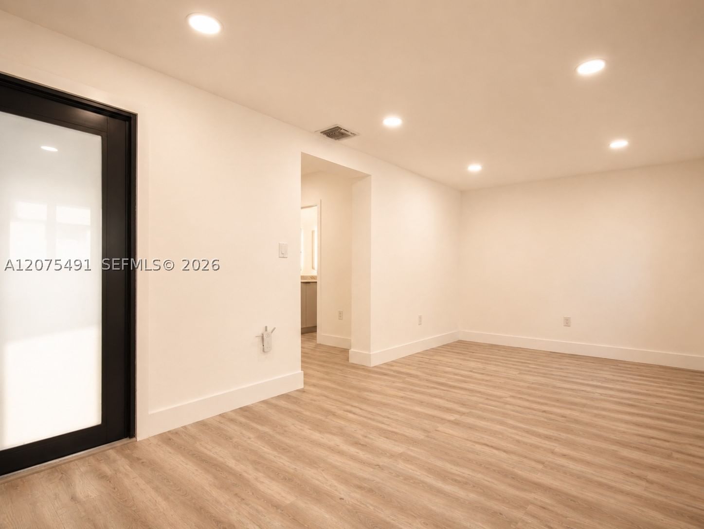 Real estate property located at 4212 98th Ave, Miami-dade, Fairlawn Ests 1st Addn, Miami, FL