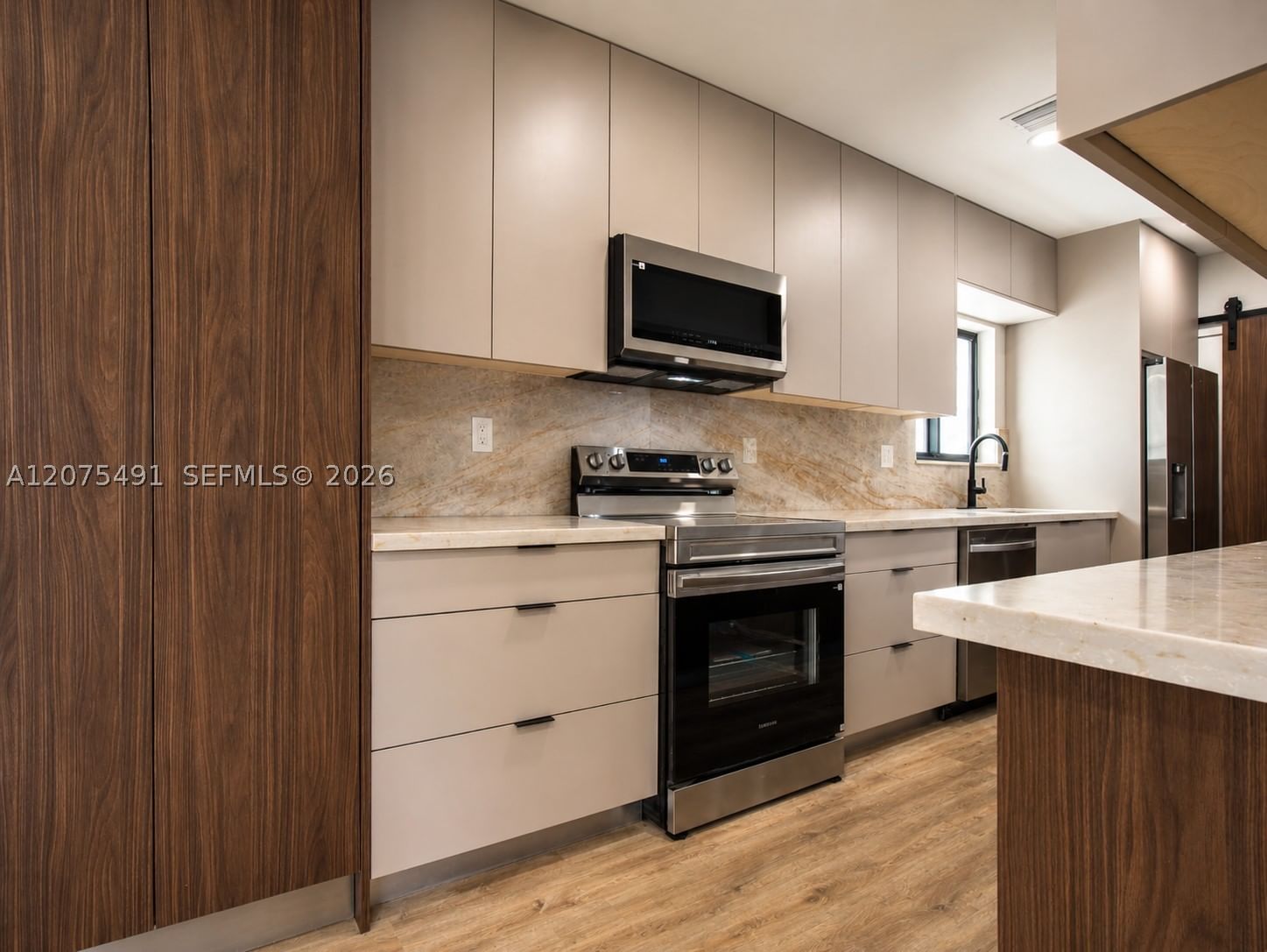 Real estate property located at 4212 98th Ave, Miami-dade, Fairlawn Ests 1st Addn, Miami, FL