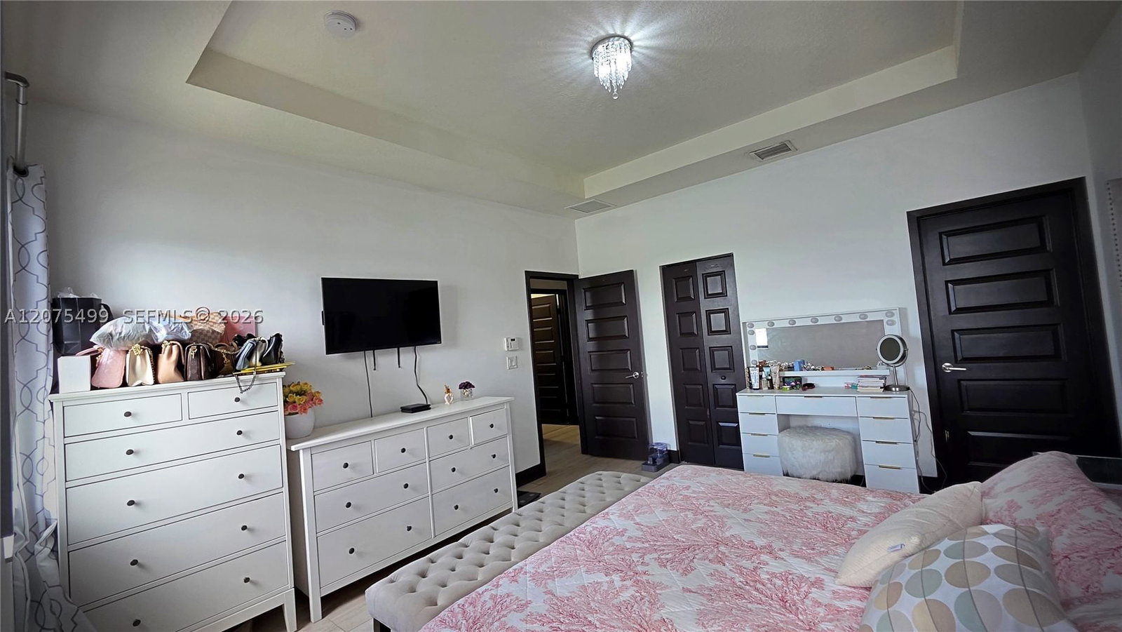 Real estate property located at 16017 91st Ct, Miami-dade, Dunnwoody Lake, Miami Lakes, FL