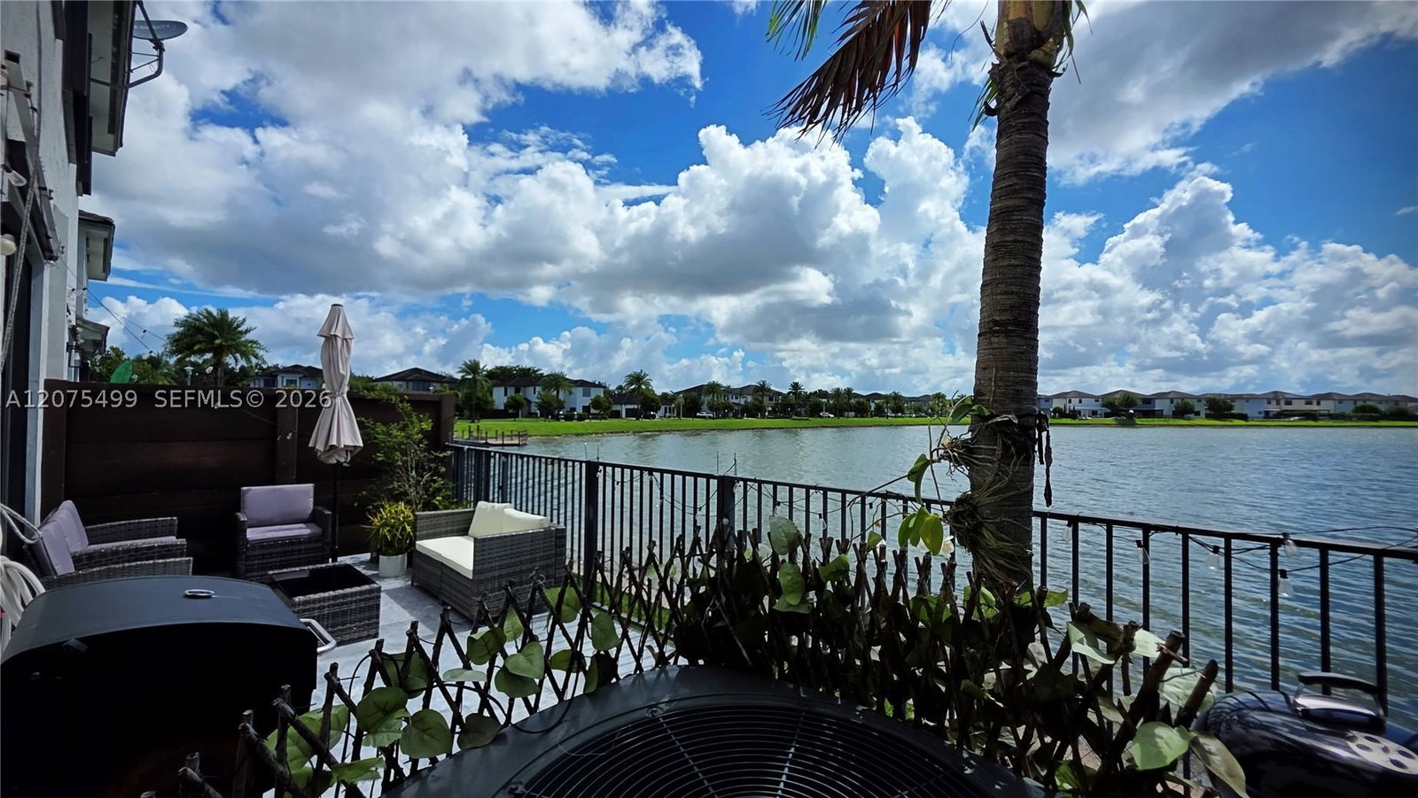 Real estate property located at 16017 91st Ct, Miami-dade, Dunnwoody Lake, Miami Lakes, FL