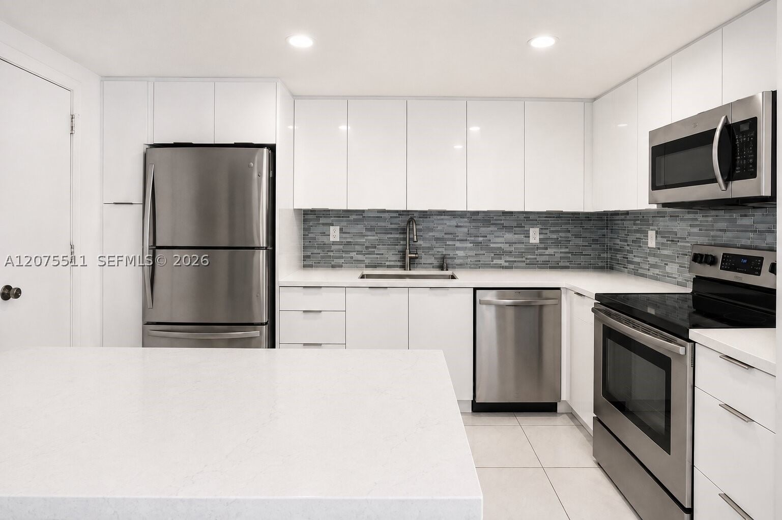 Real estate property located at 1470 125th Ter #202, Miami-dade, Three Horizons North Cond, North Miami, FL