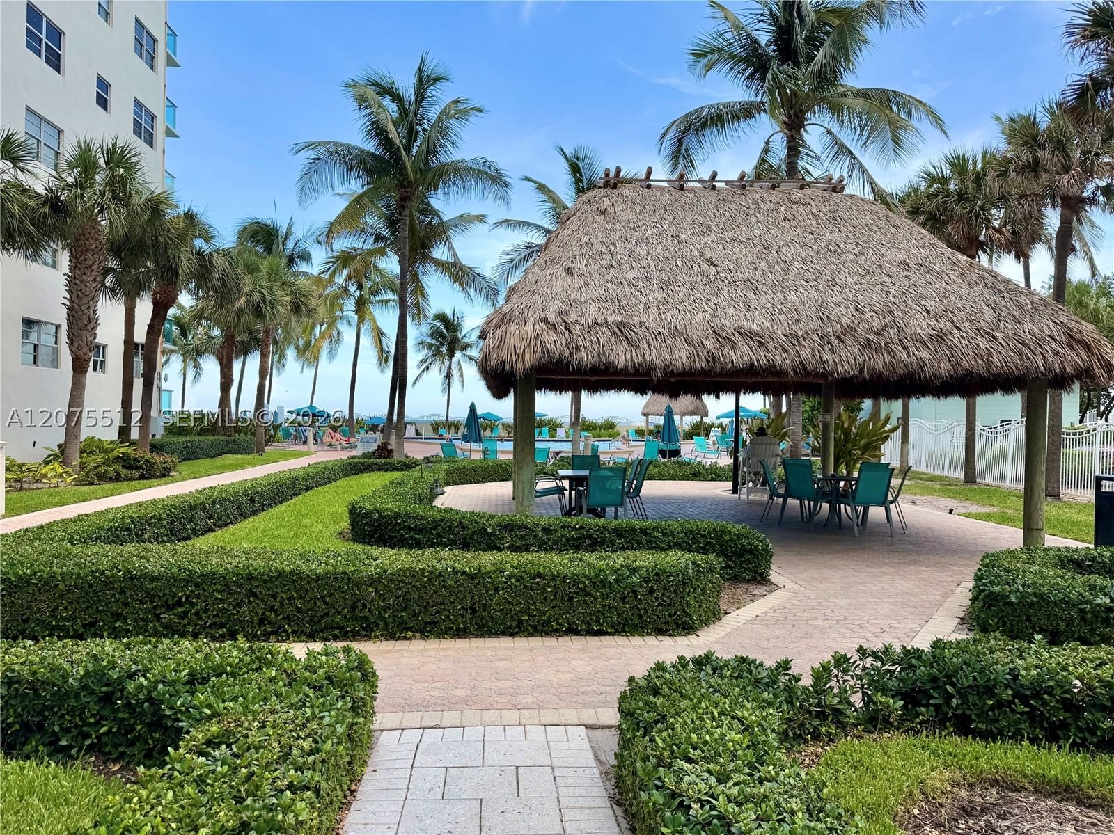 Real estate property located at 3901 Ocean Dr #15O, Broward, Tides On Hollywood Beach, Hollywood, FL