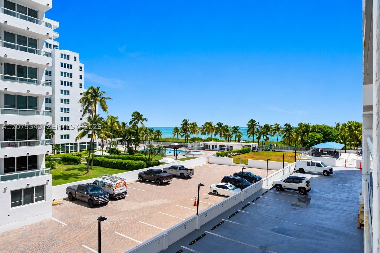 Real estate property located at 5001 Collins Ave #3B, Miami-dade, The Carriage Club South, Miami Beach, FL