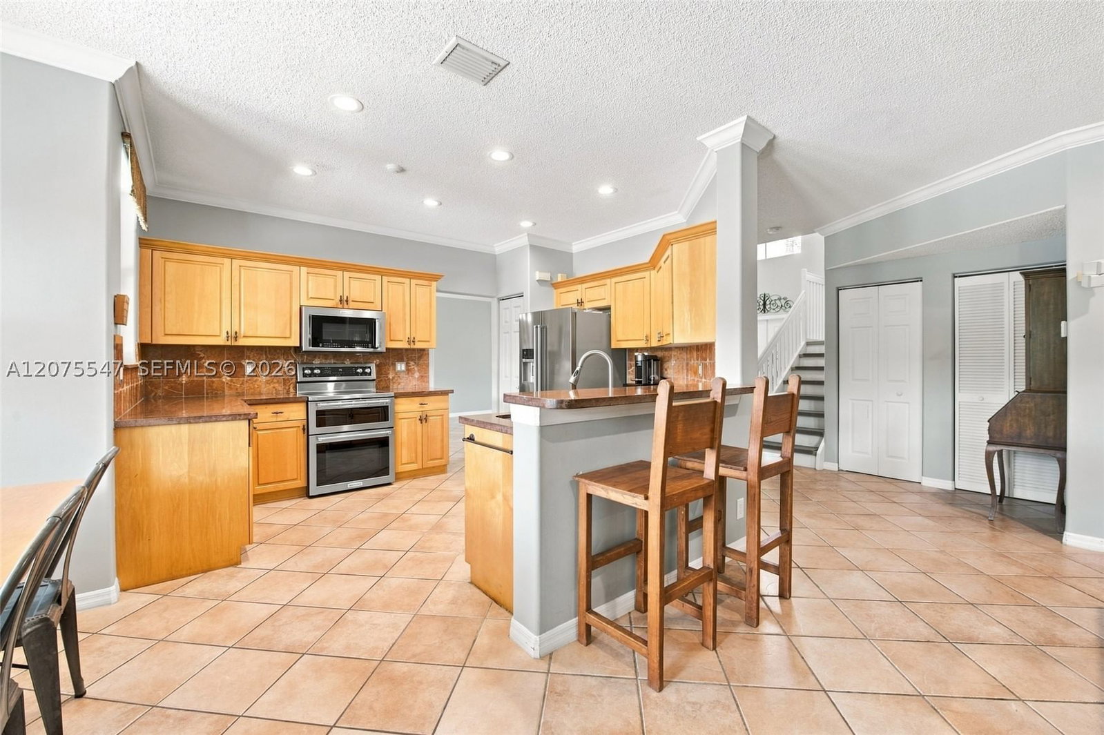 Real estate property located at 861 Crestview Cir, Broward, Highland Meadows, Weston, FL