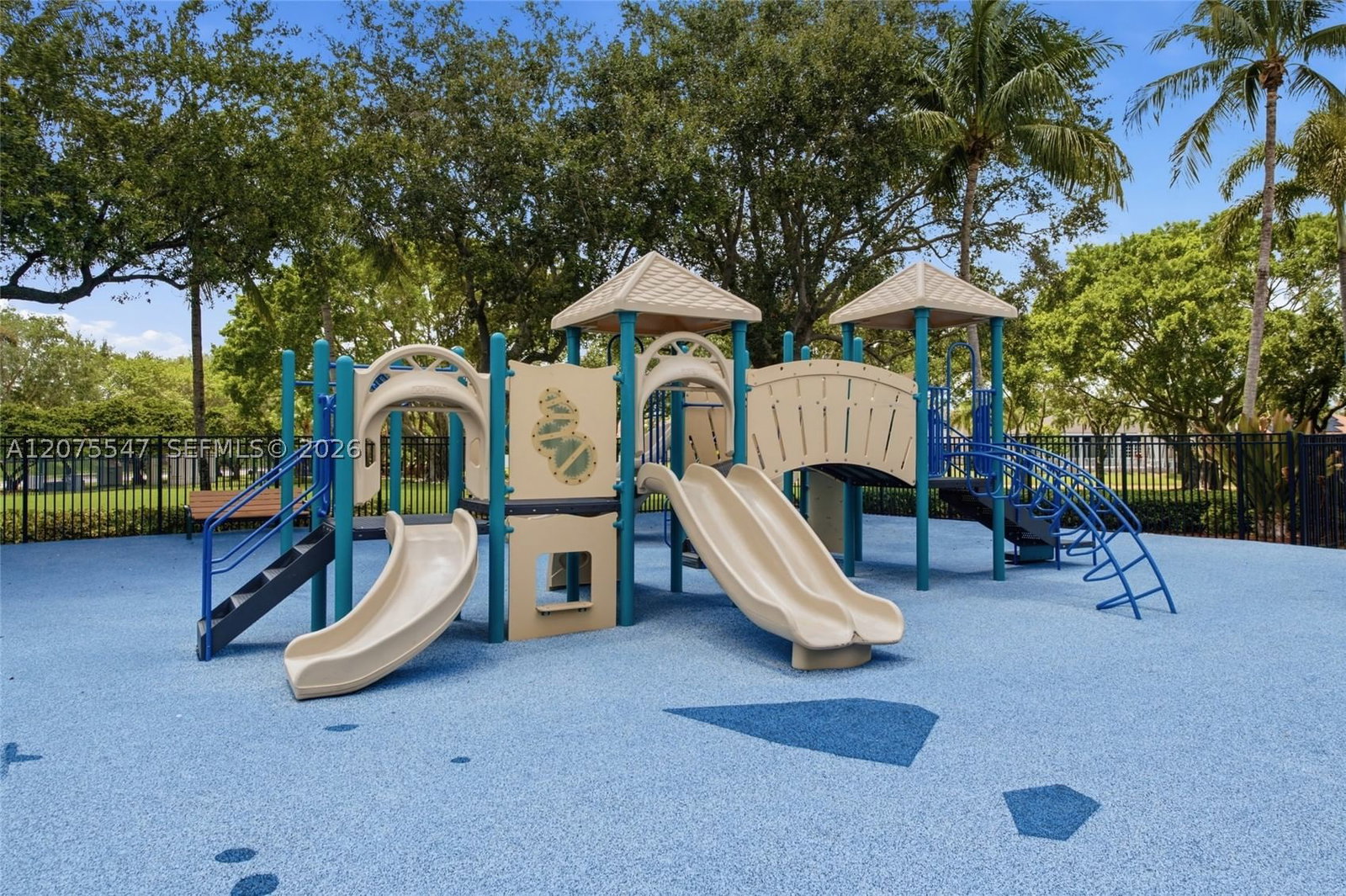 Real estate property located at 861 Crestview Cir, Broward, Highland Meadows, Weston, FL