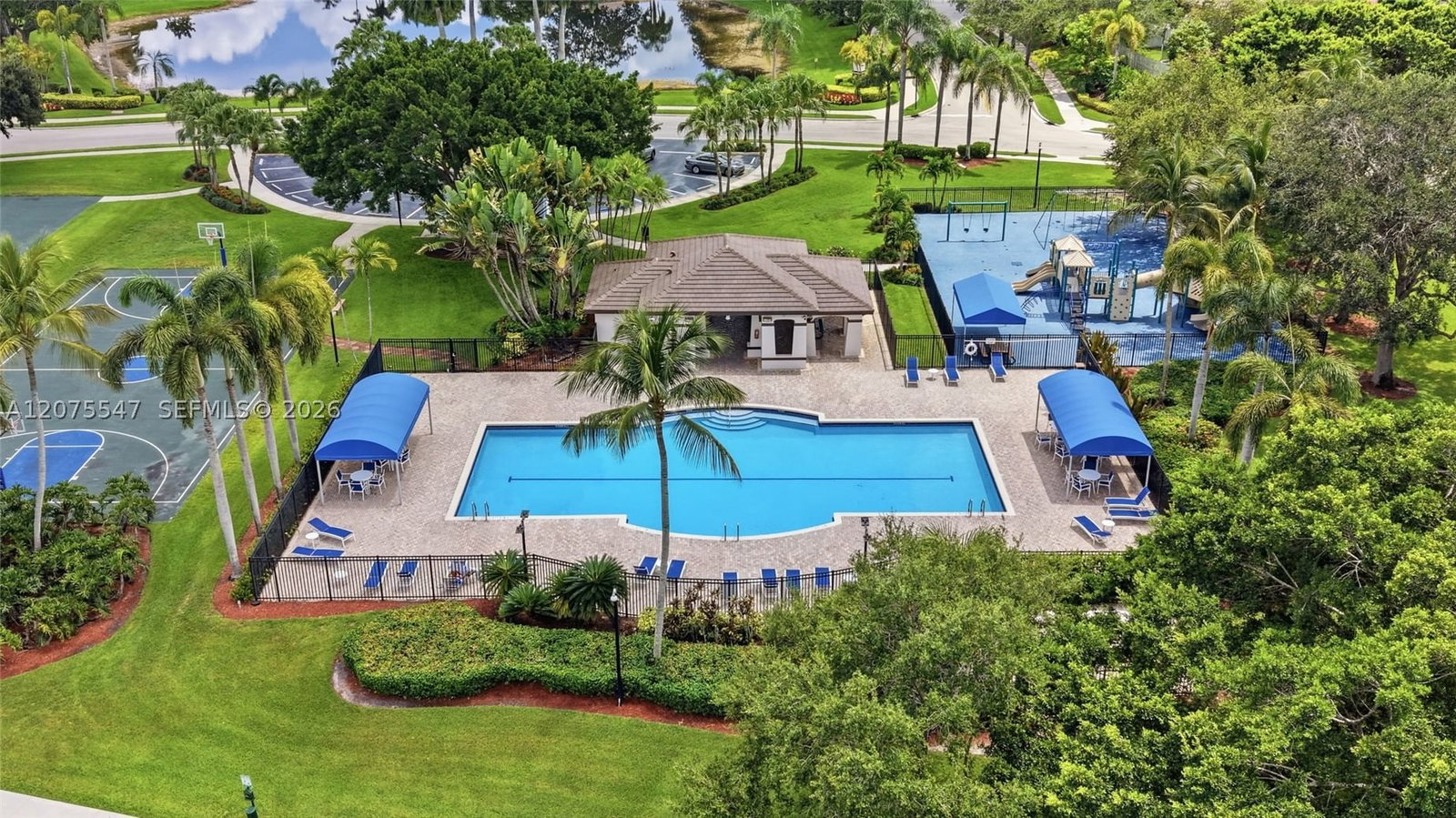 Real estate property located at 861 Crestview Cir, Broward, Highland Meadows, Weston, FL