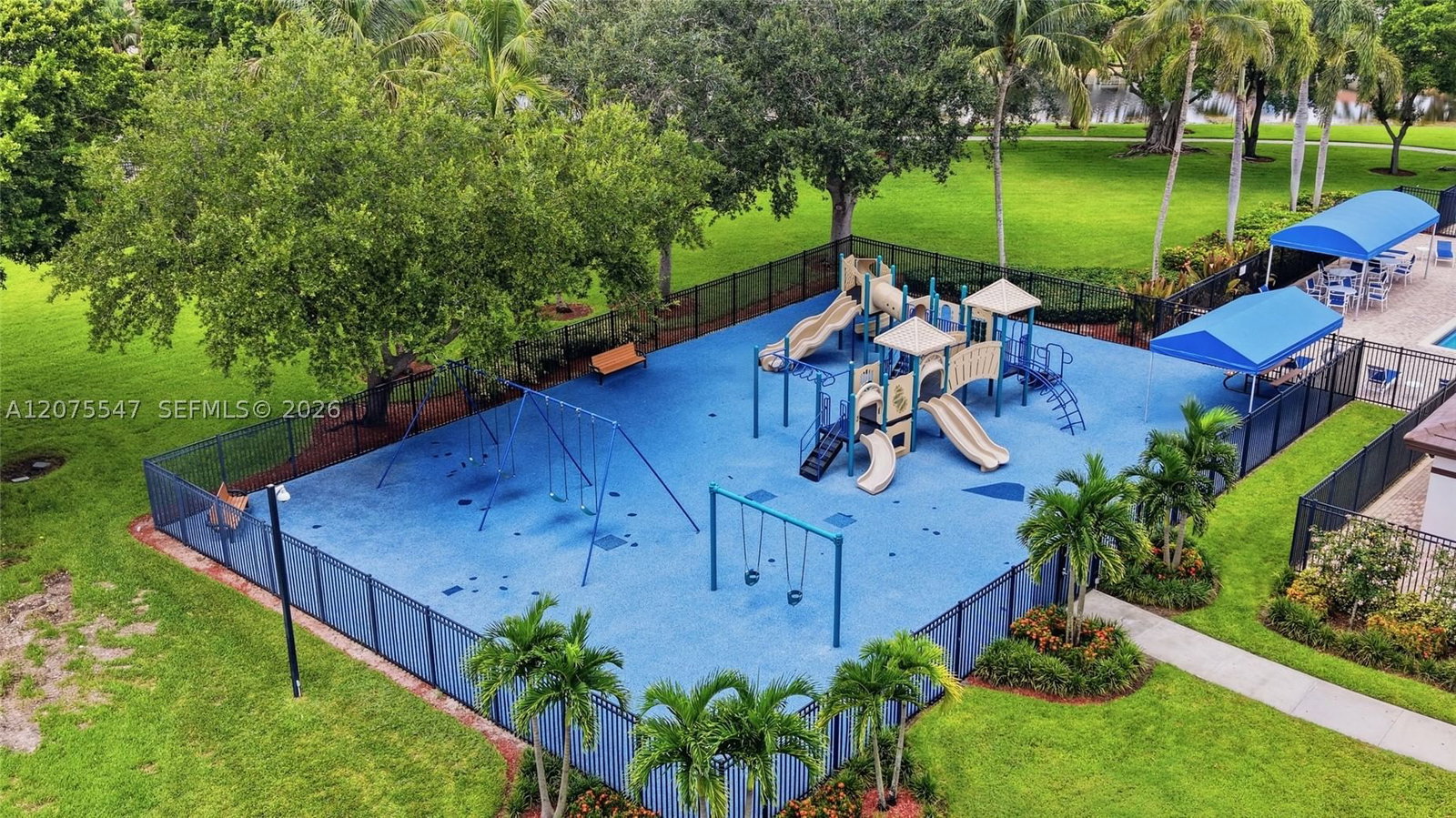 Real estate property located at 861 Crestview Cir, Broward, Highland Meadows, Weston, FL