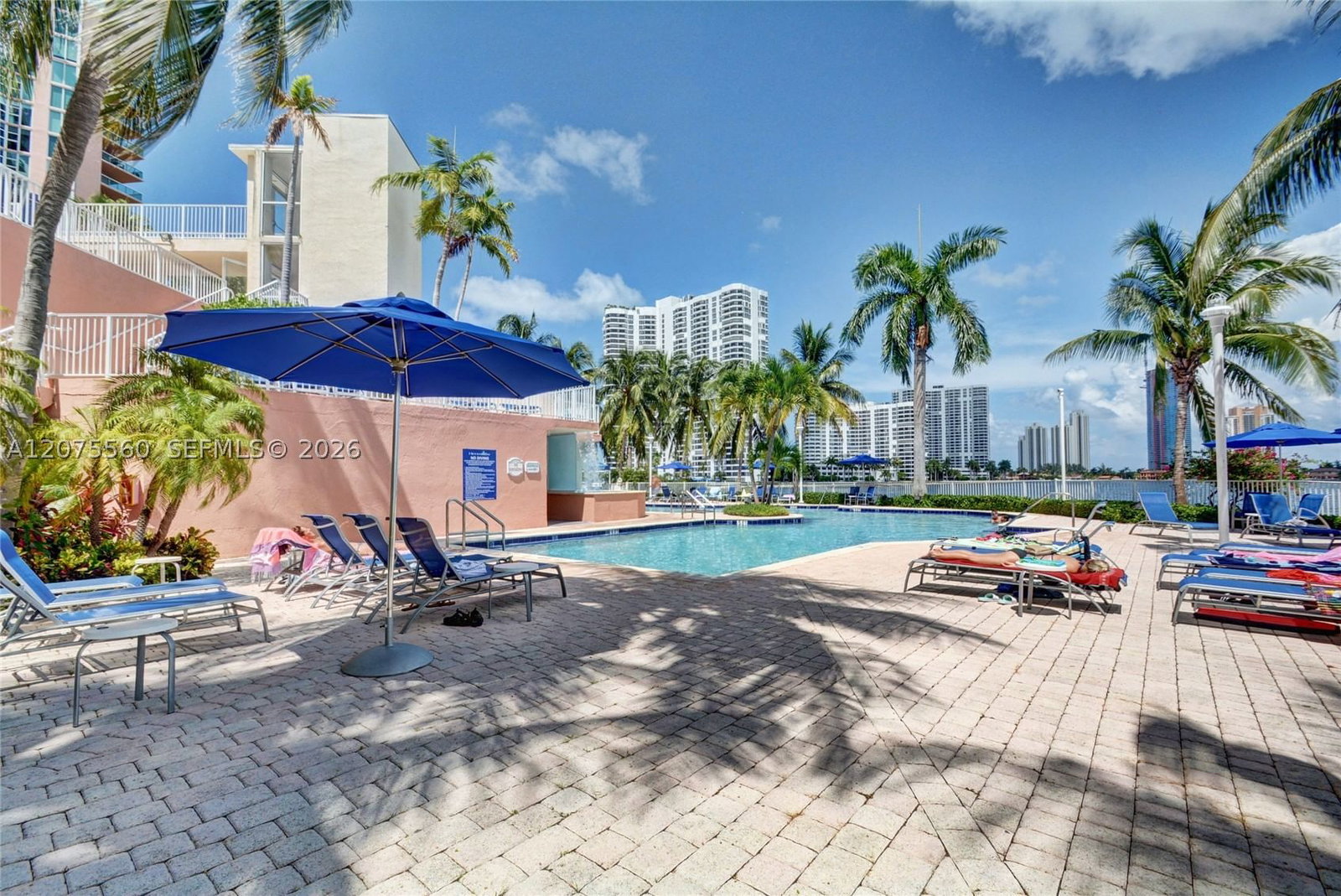 Real estate property located at 3370 Hidden Bay Dr #815, Miami-dade, 100 Hidden Bay Condo, Aventura, FL