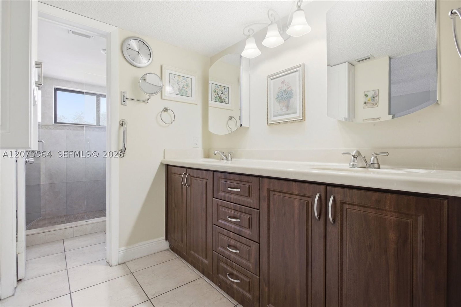 Real estate property located at 6305 Gage Pl #306-A, Miami-dade, Eagle Nest Condo, Miami Lakes, FL