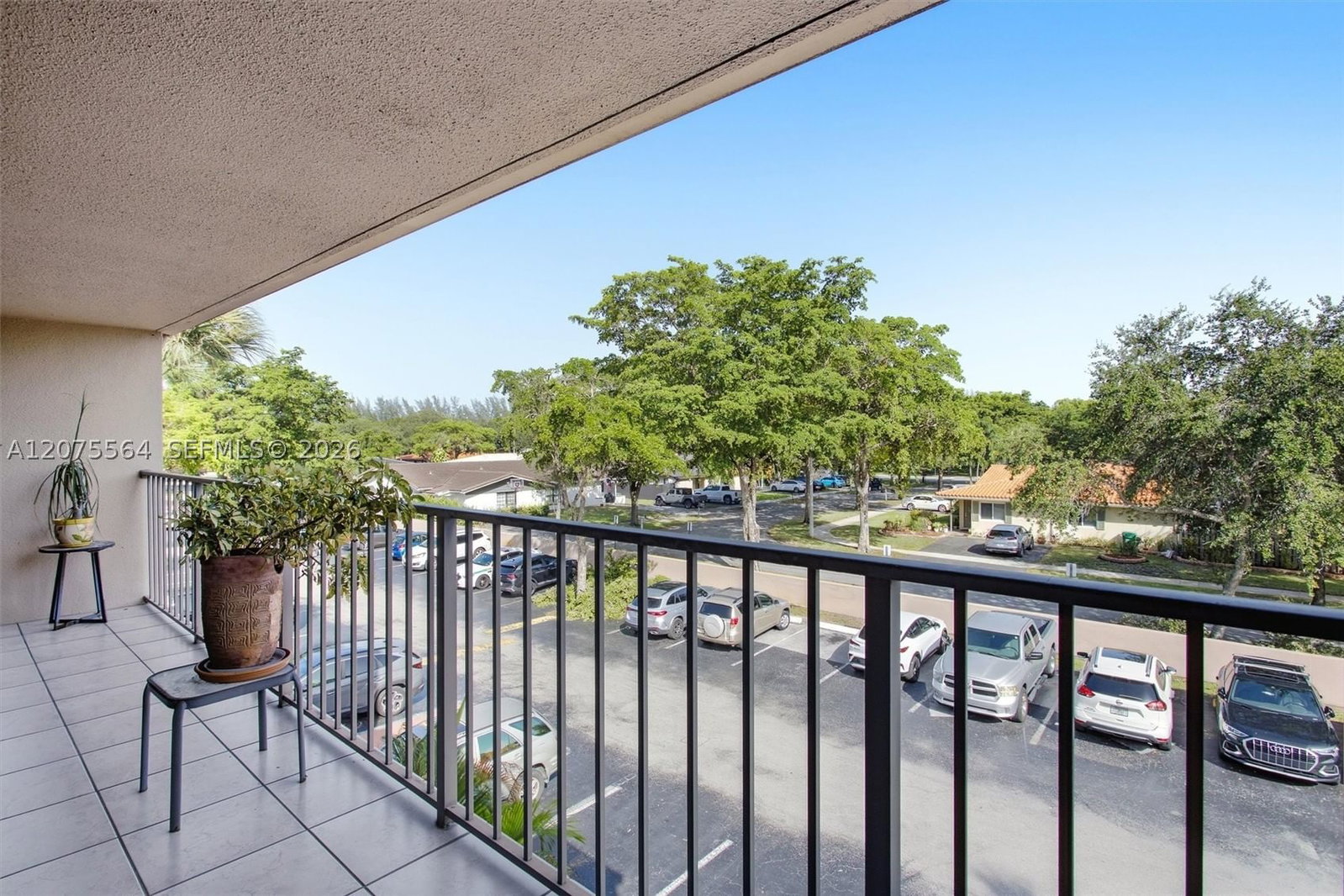 Real estate property located at 6305 Gage Pl #306-A, Miami-dade, Eagle Nest Condo, Miami Lakes, FL