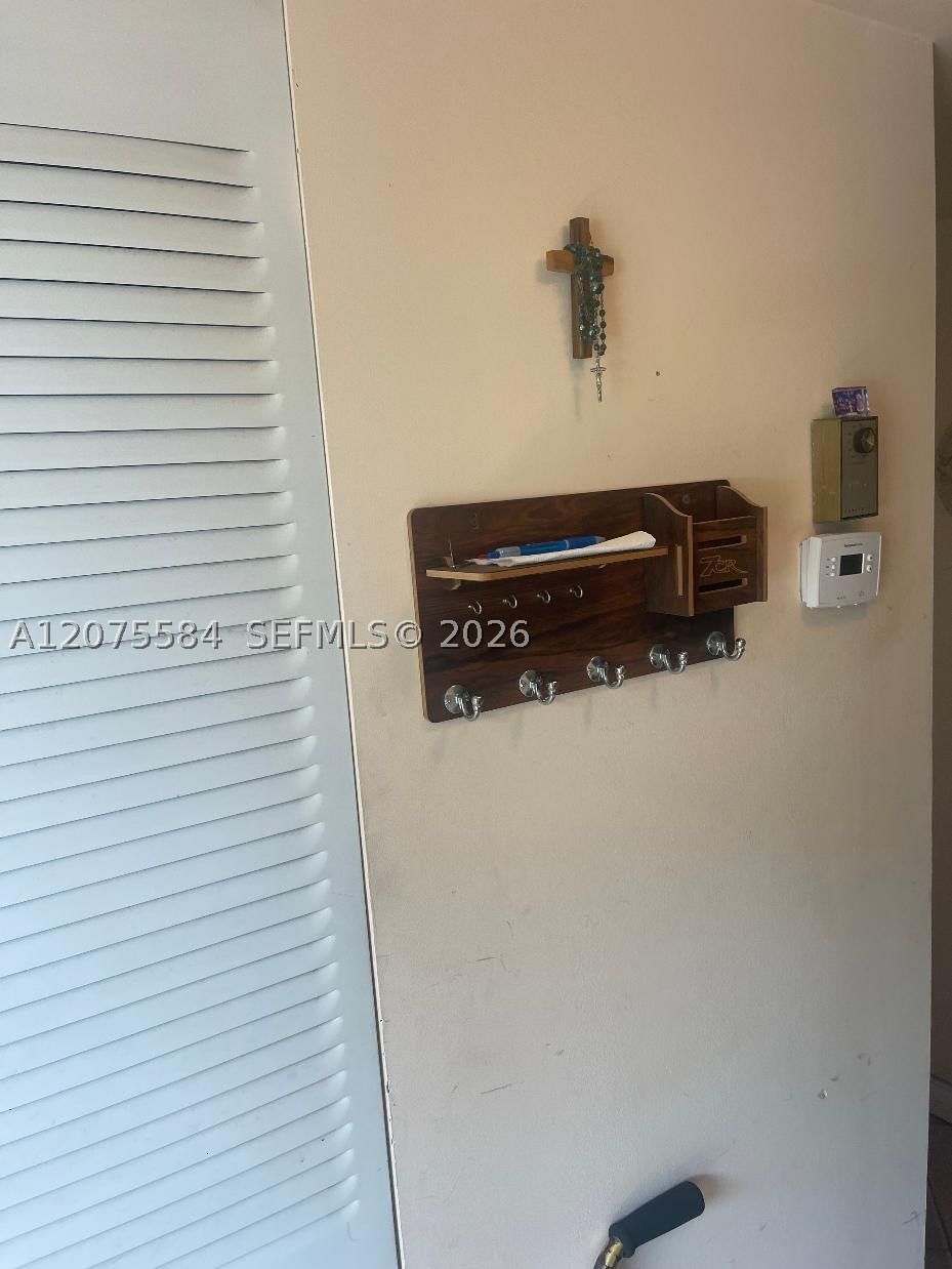 Real estate property located at 9400 Sunrise Lakes Blvd #105, Broward, Sunrise Lakes 117 Condo, Sunrise, FL