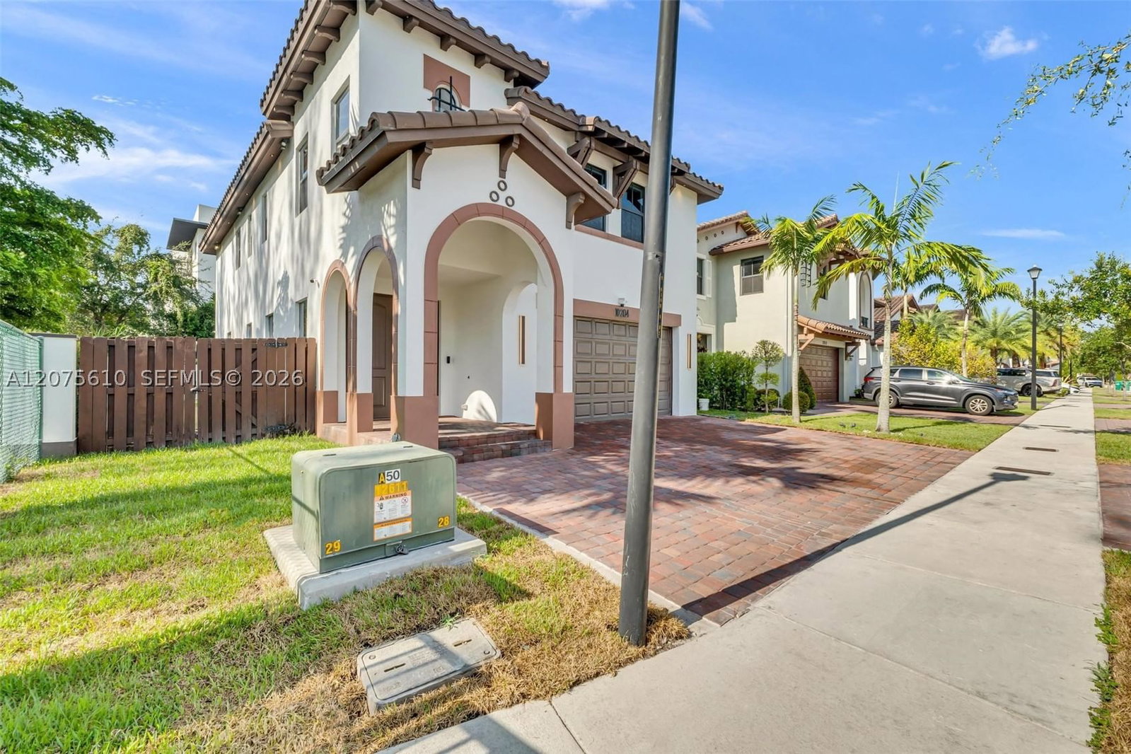 Real estate property located at 10204 86th St, Miami-dade, Grand Bay North, Doral, FL
