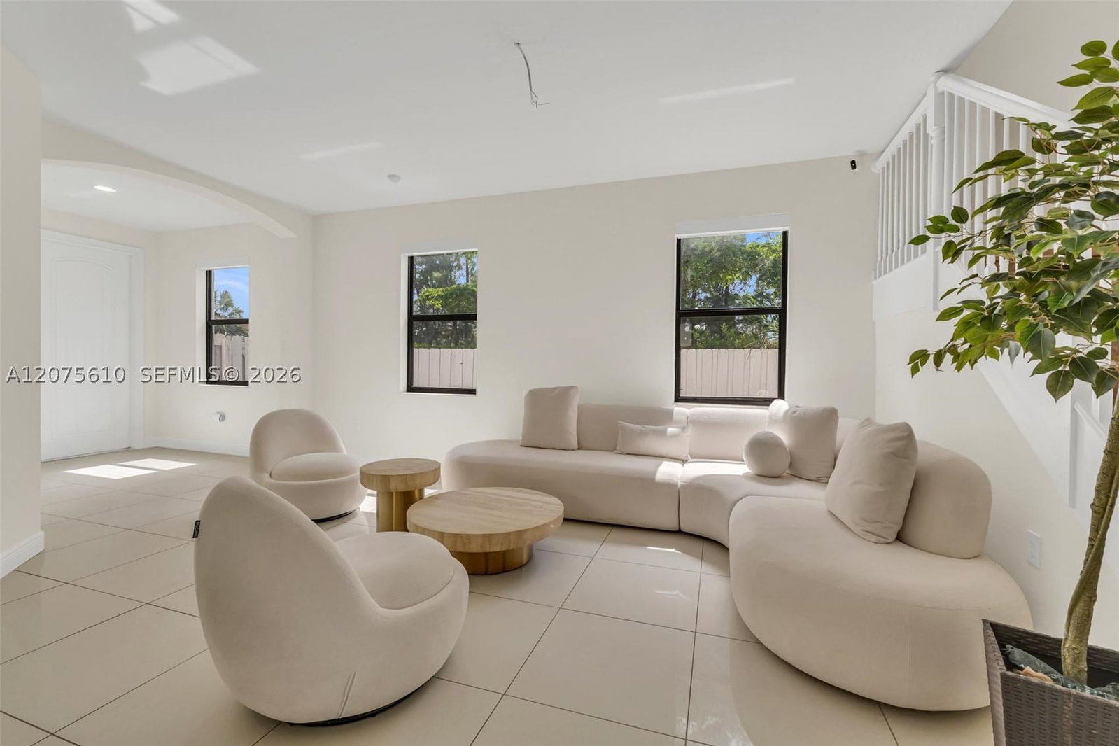 Real estate property located at 10204 86th St, Miami-dade, Grand Bay North, Doral, FL