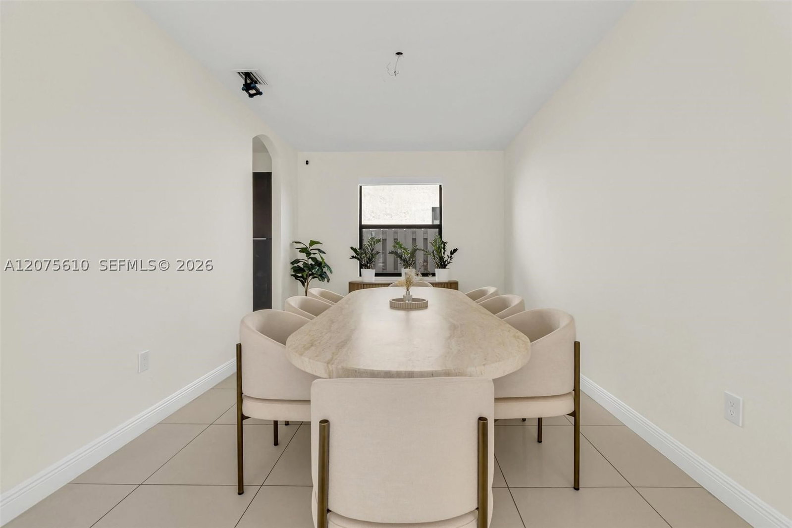Real estate property located at 10204 86th St, Miami-dade, Grand Bay North, Doral, FL