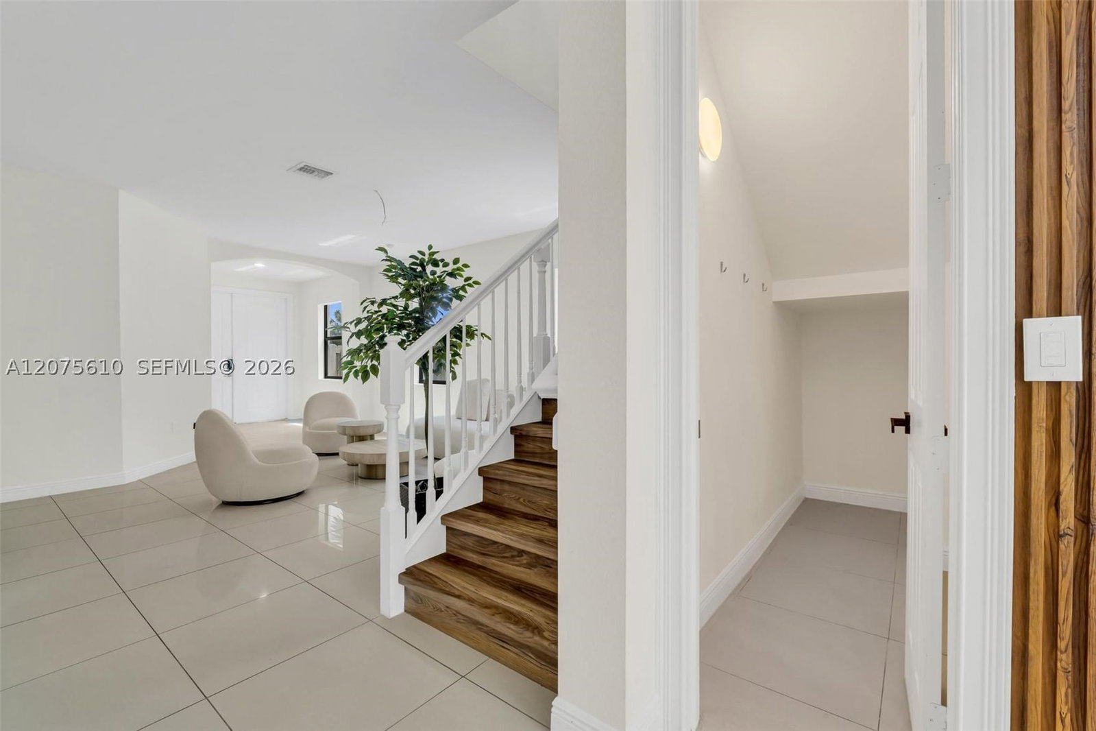 Real estate property located at 10204 86th St, Miami-dade, Grand Bay North, Doral, FL
