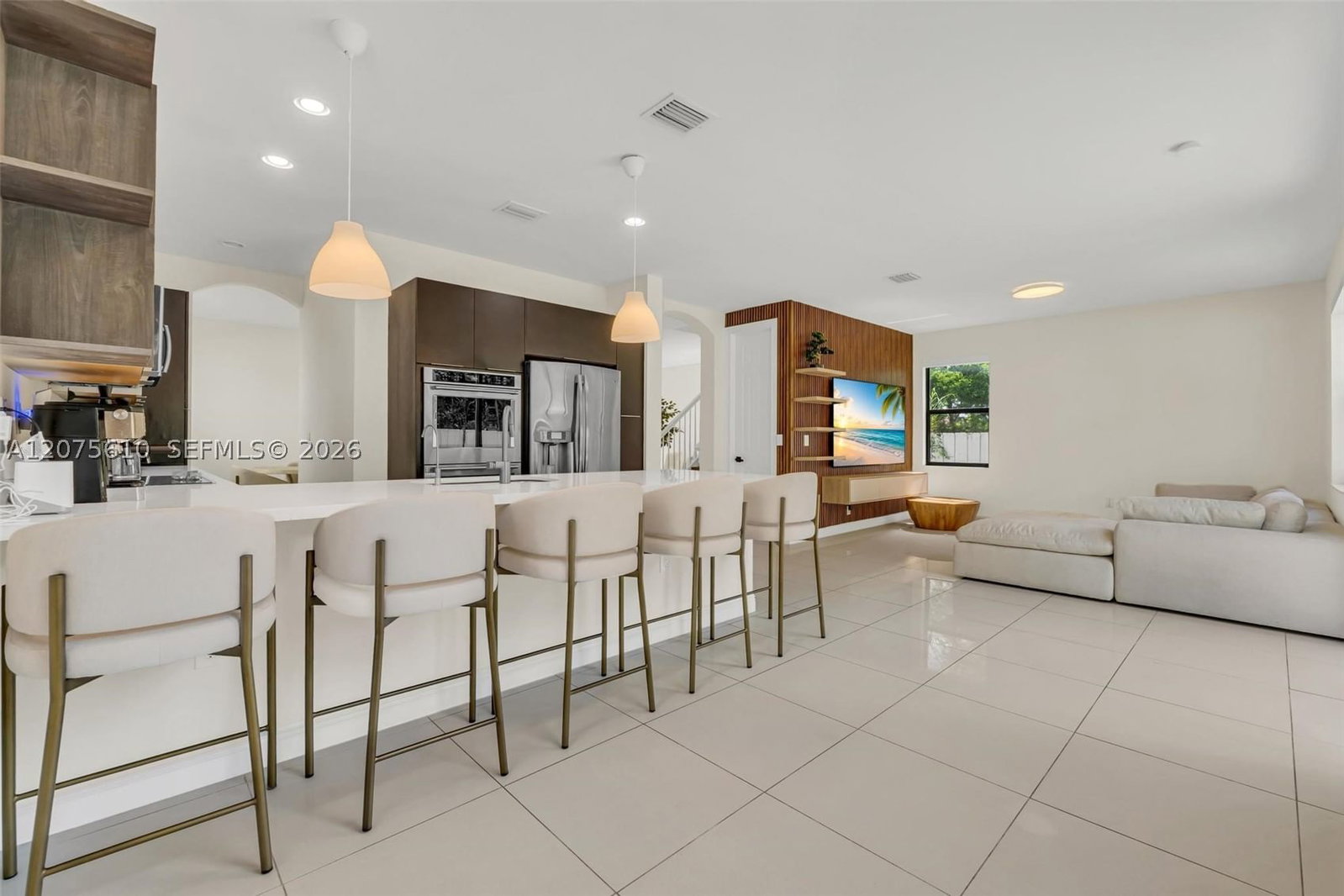 Real estate property located at 10204 86th St, Miami-dade, Grand Bay North, Doral, FL