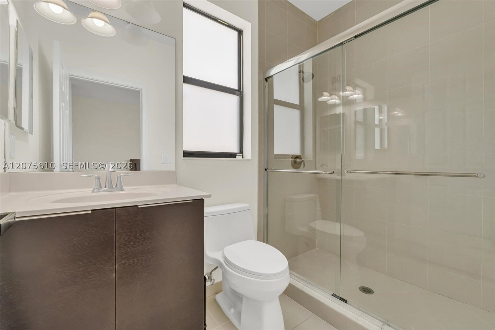 Real estate property located at 10204 86th St, Miami-dade, Grand Bay North, Doral, FL
