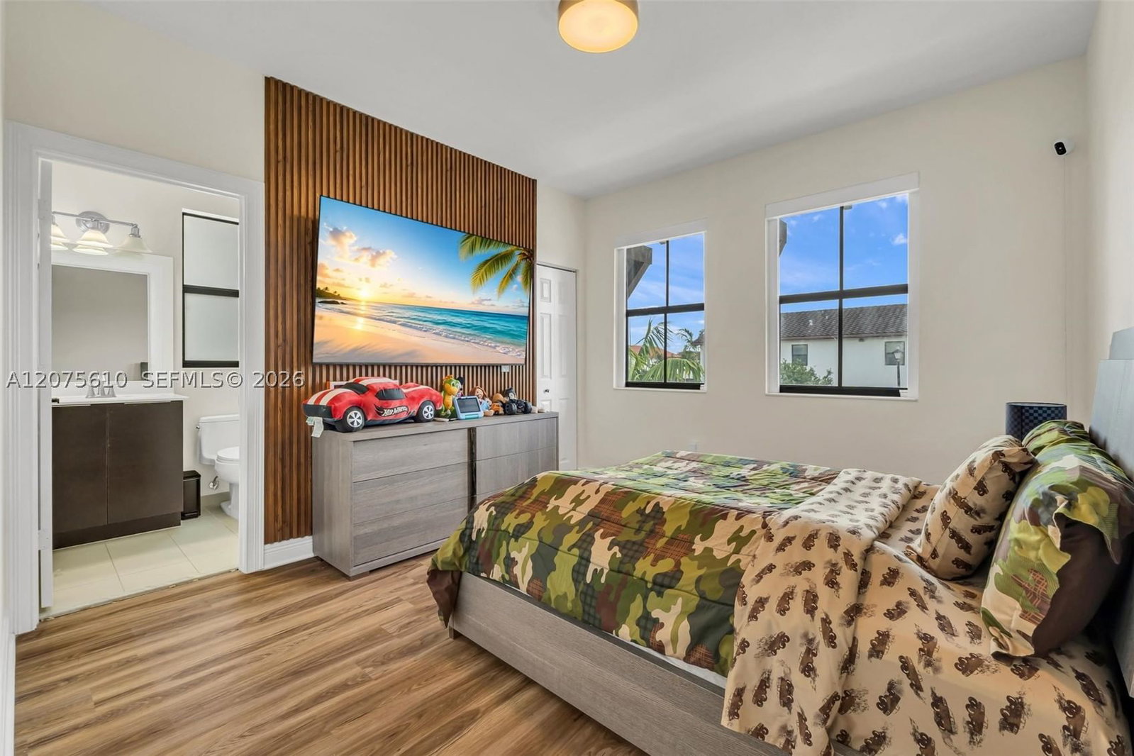 Real estate property located at 10204 86th St, Miami-dade, Grand Bay North, Doral, FL