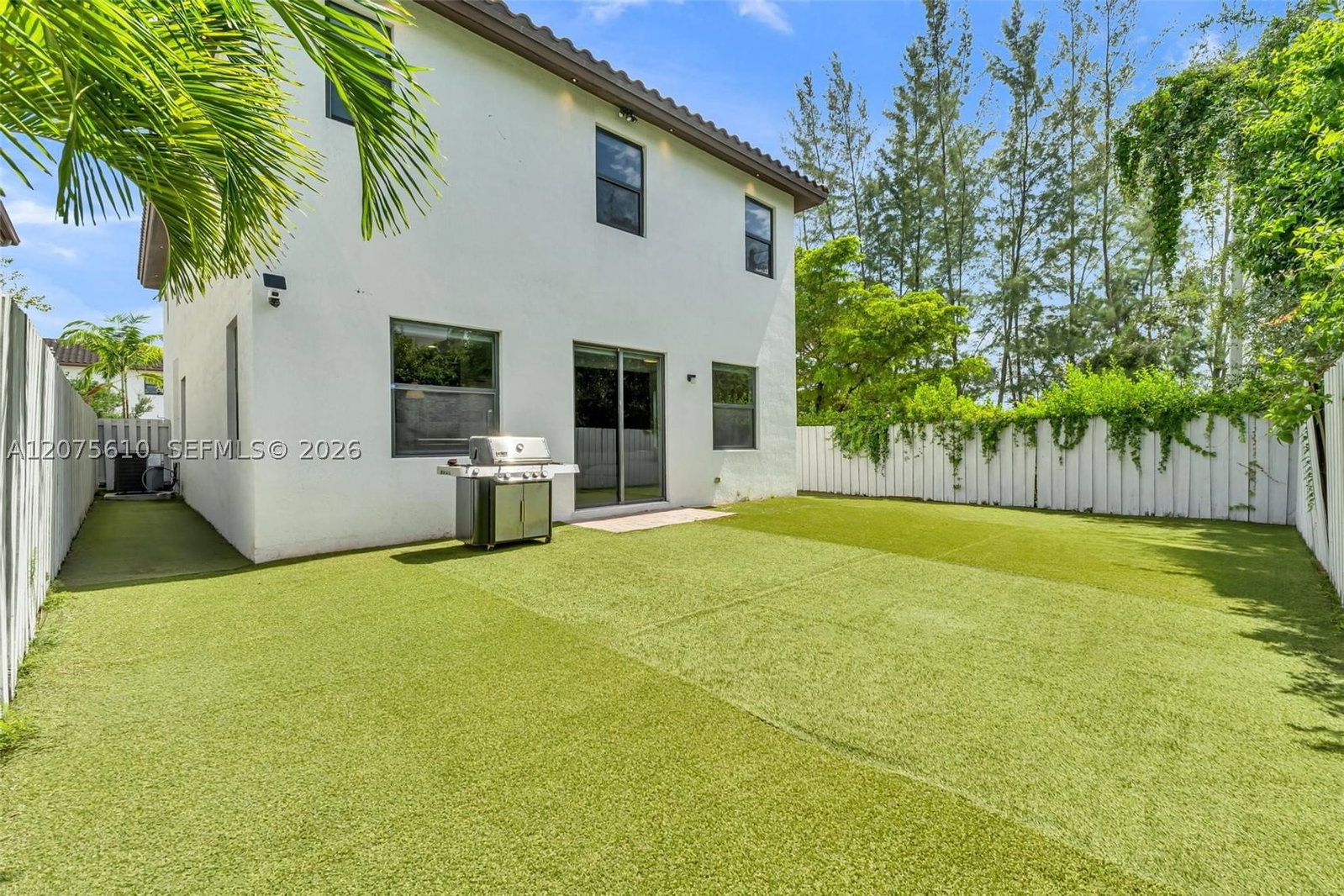 Real estate property located at 10204 86th St, Miami-dade, Grand Bay North, Doral, FL