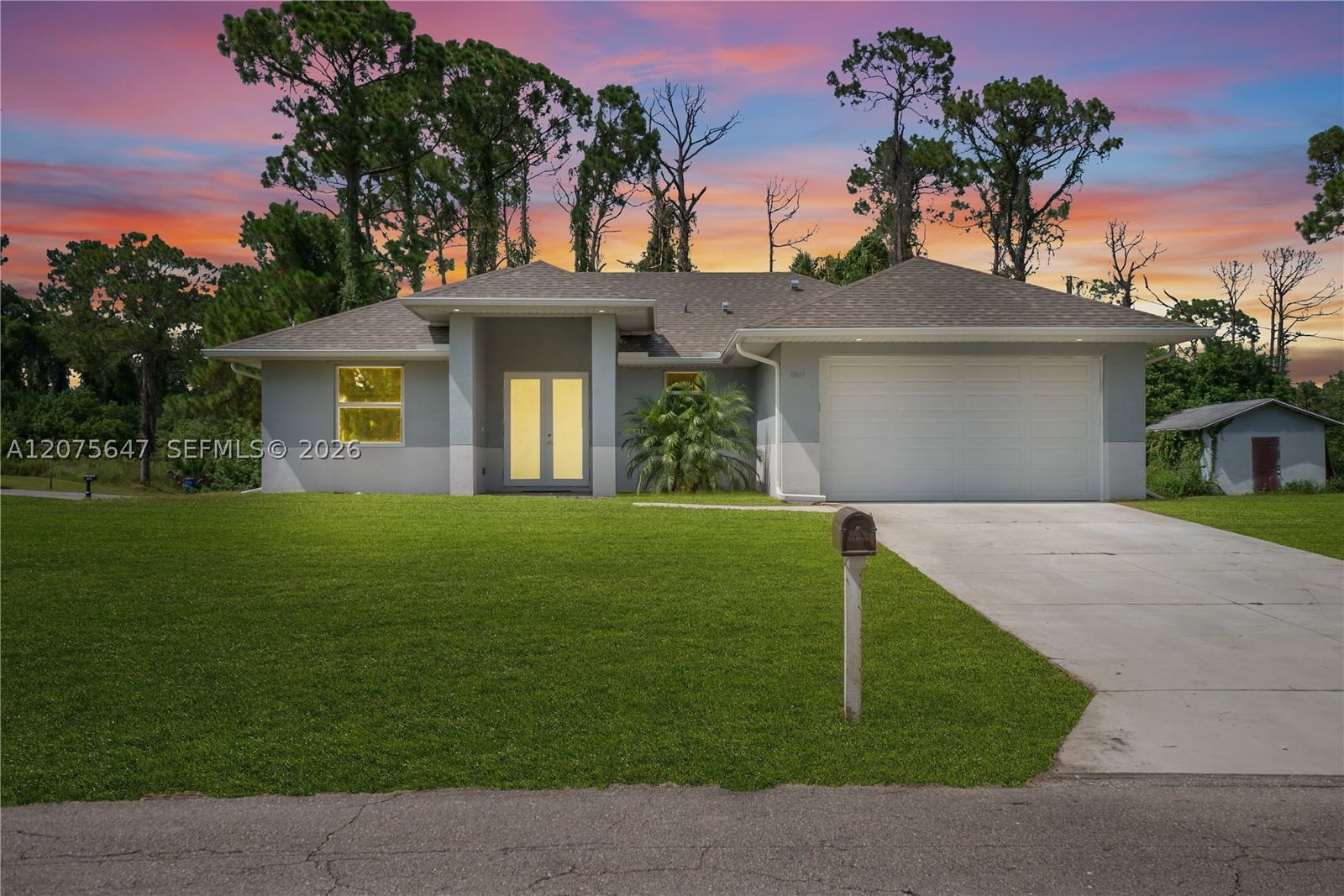 Real estate property located at 1901 E 7th ST, Lee, Lehigh Acres, Lehigh Acres, FL