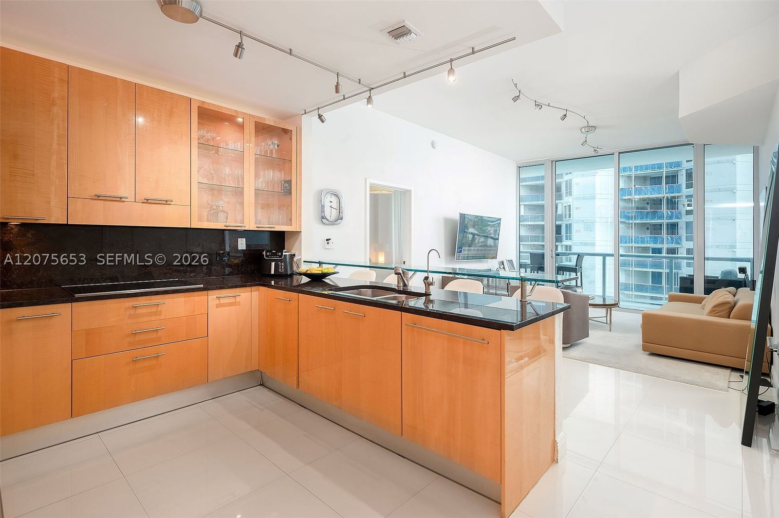 Real estate property located at 6799 Collins Ave #510, Miami-dade, South Carillon Beach Cond, Miami Beach, FL