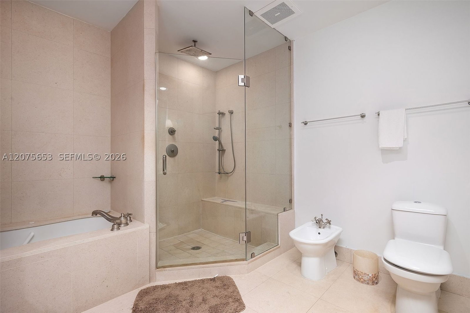 Real estate property located at 6799 Collins Ave #510, Miami-dade, South Carillon Beach Cond, Miami Beach, FL