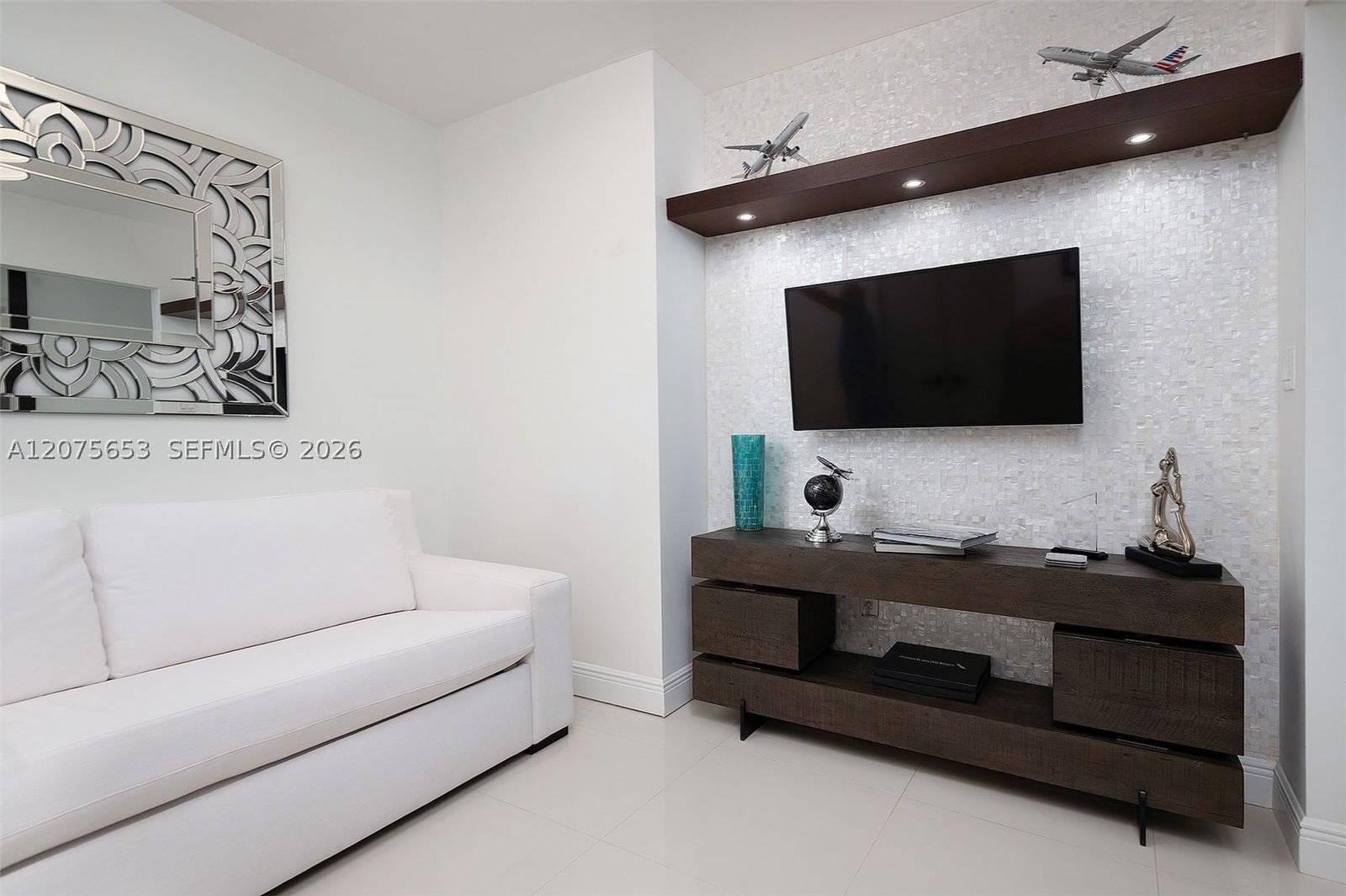 Real estate property located at 6799 Collins Ave #510, Miami-dade, South Carillon Beach Cond, Miami Beach, FL