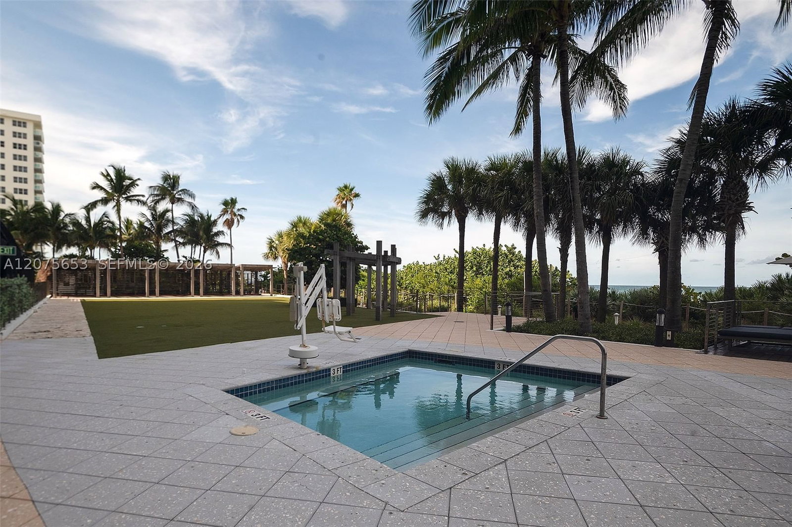 Real estate property located at 6799 Collins Ave #510, Miami-dade, South Carillon Beach Cond, Miami Beach, FL