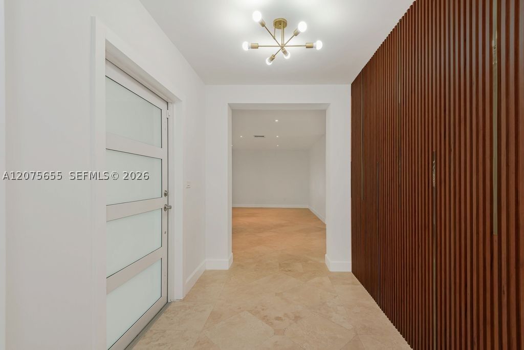 Real estate property located at 6931 Loch Ness Dr, Miami-dade, Miami Lakes Loch Ness Sec, Miami Lakes, FL