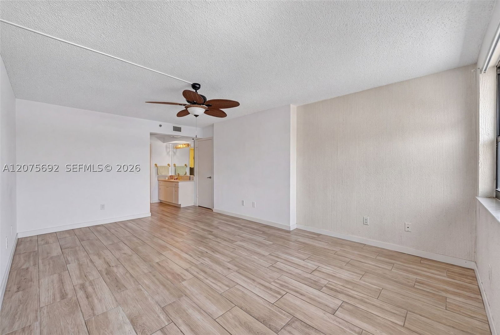 Real estate property located at 1201 Ocean Dr #1009N, Broward, Summit Condo, Hollywood, FL
