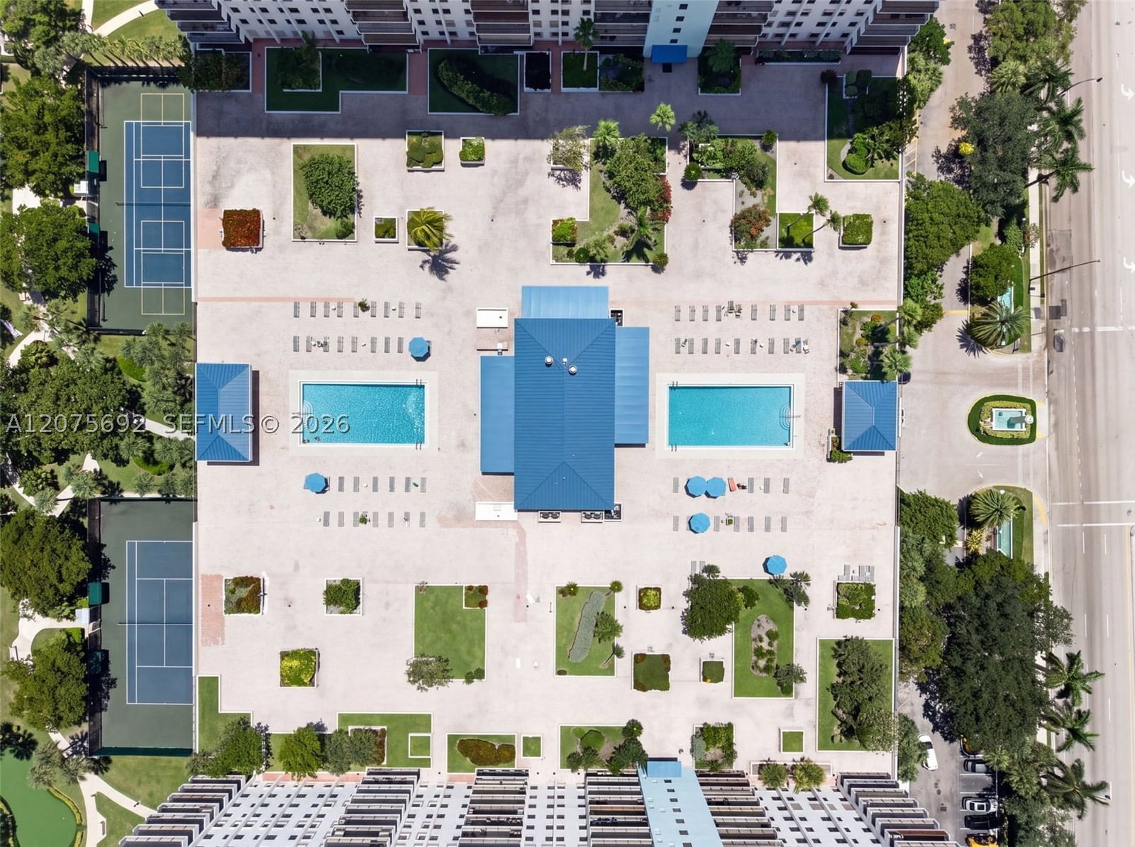 Real estate property located at 1201 Ocean Dr #1009N, Broward, Summit Condo, Hollywood, FL