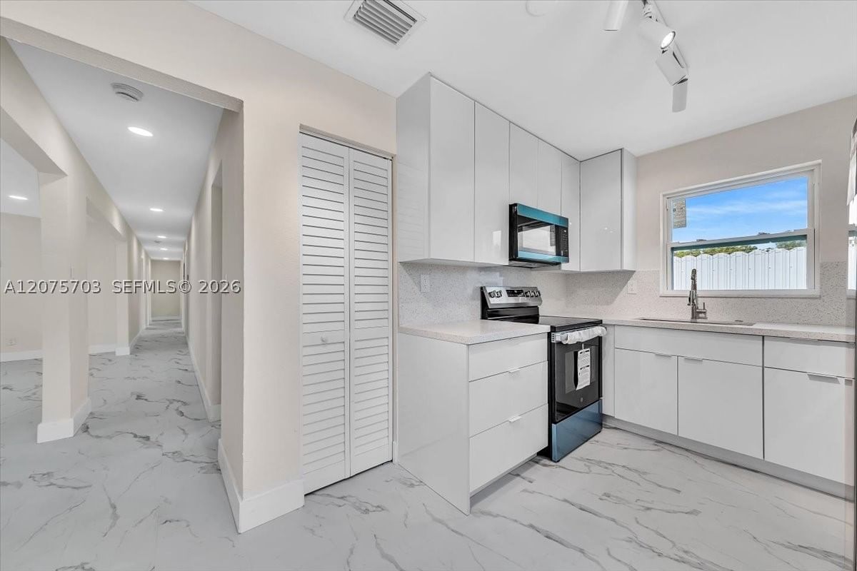 Real estate property located at 1125 27th Ave, Broward, Washington Park 5th Add, Fort Lauderdale, FL