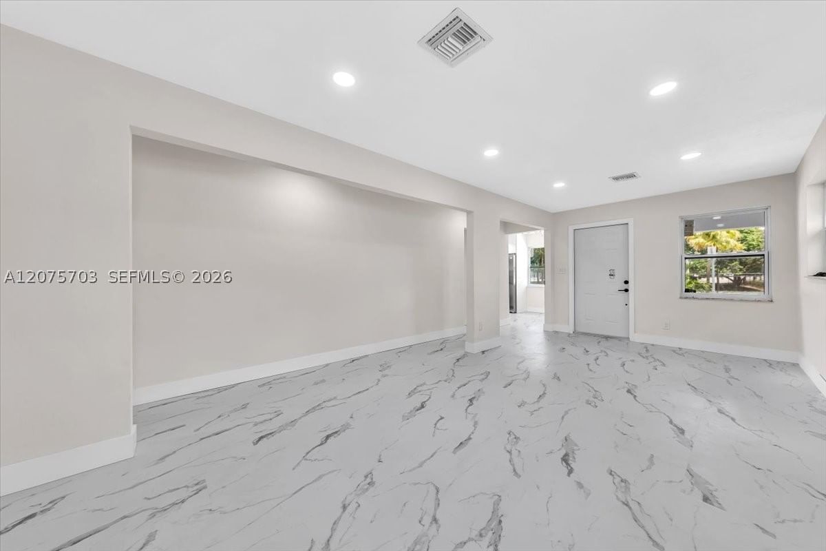 Real estate property located at 1125 27th Ave, Broward, Washington Park 5th Add, Fort Lauderdale, FL