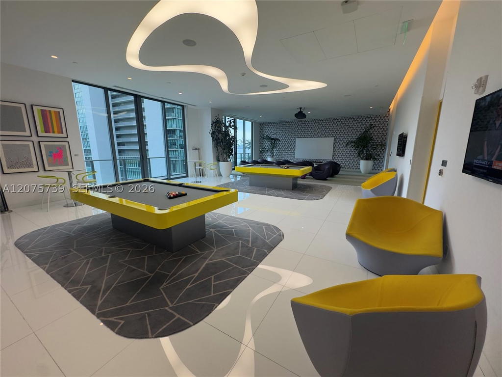 Real estate property located at 501 31st St #903, Miami-dade, Paraiso Bayviews Condo, Miami, FL